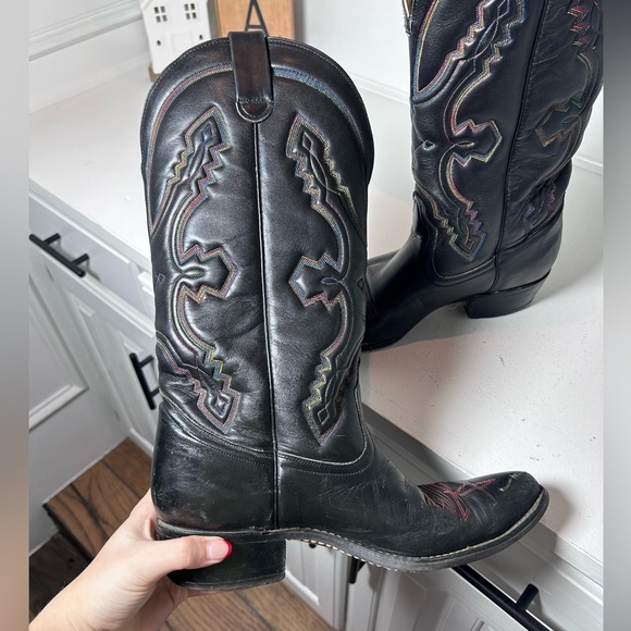 **SOLD**Vintage Levi’s Cowboy Boots Women’s 8.5 Black Red Stitch Western - Picture 6 of 8